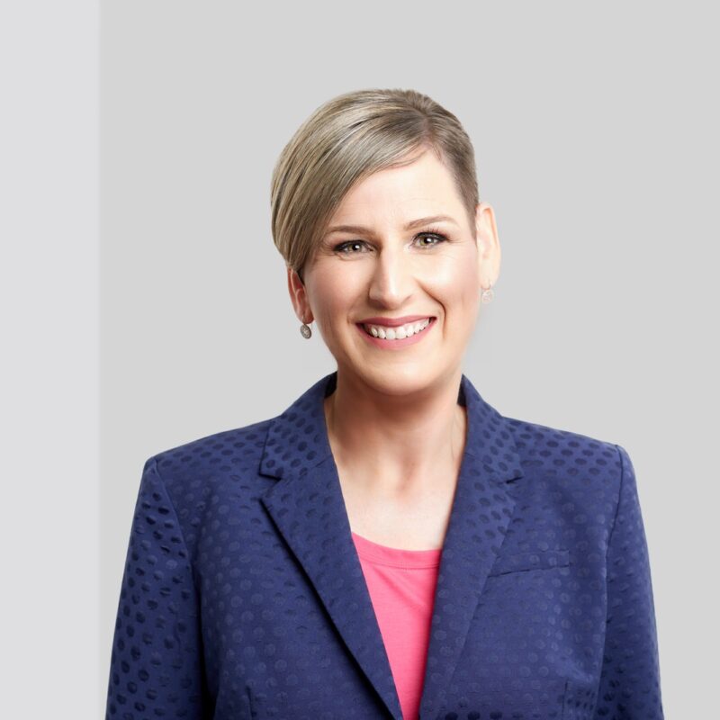 Kelly Rakowski Executive Leadership Team - AKG Group